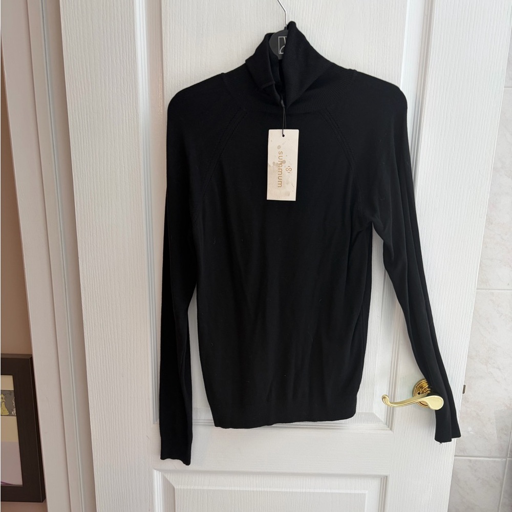 NWT Summon basic black turtleneck